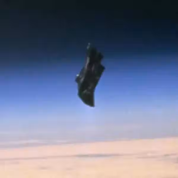 /www/bananadaily.net/web/images/image/2257/22572456.avif